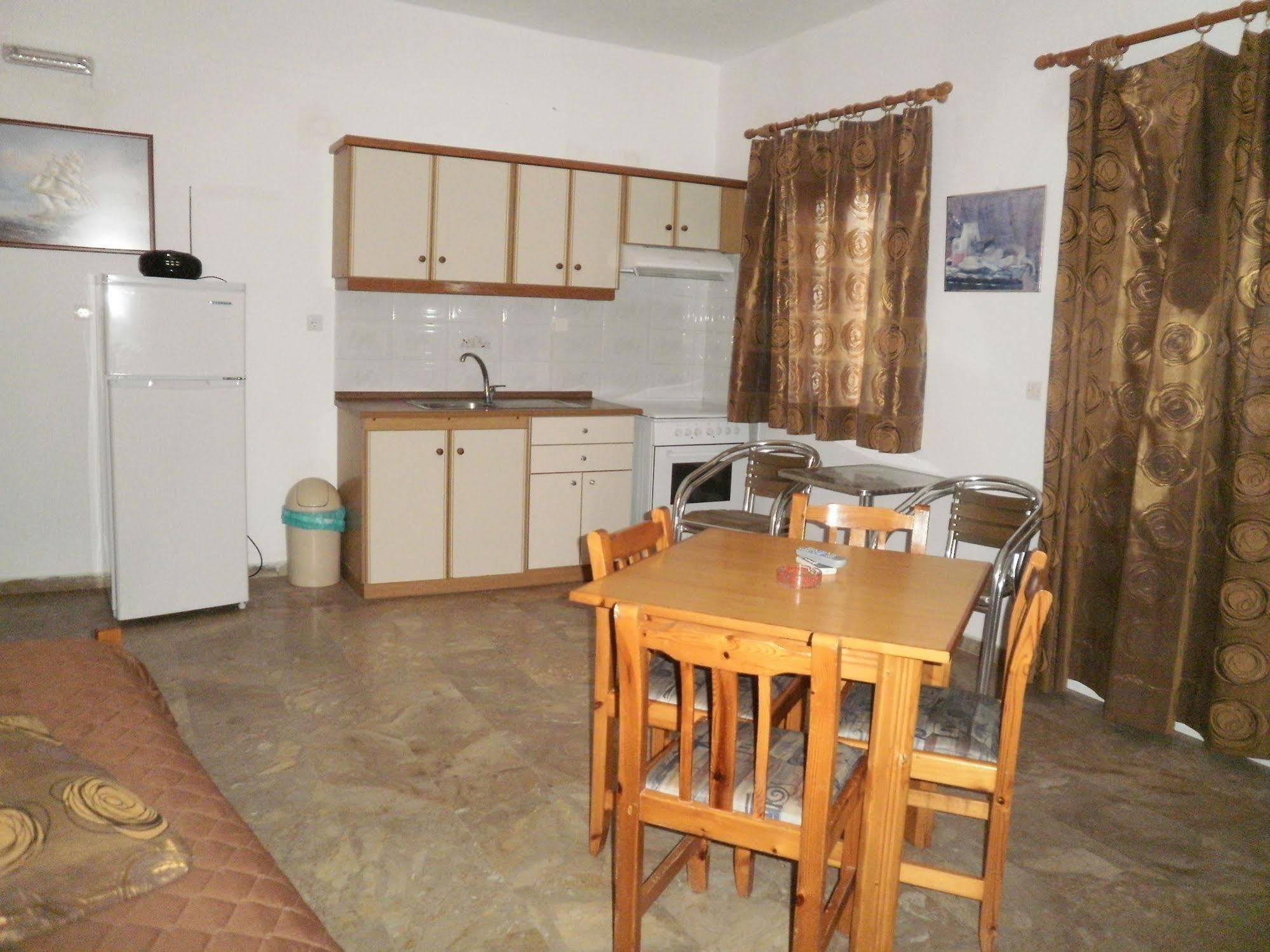 Cretasun Apartments Makríjalosz Kültér fotó